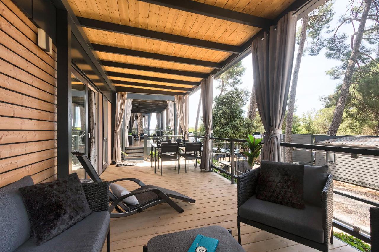 Total Escape Mobile Home Nera Camp Porton Biondi Rovinj Exterior foto