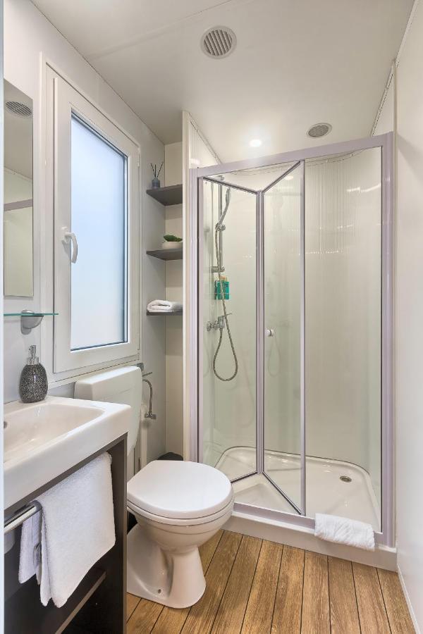 Total Escape Mobile Home Nera Camp Porton Biondi Rovinj Exterior foto